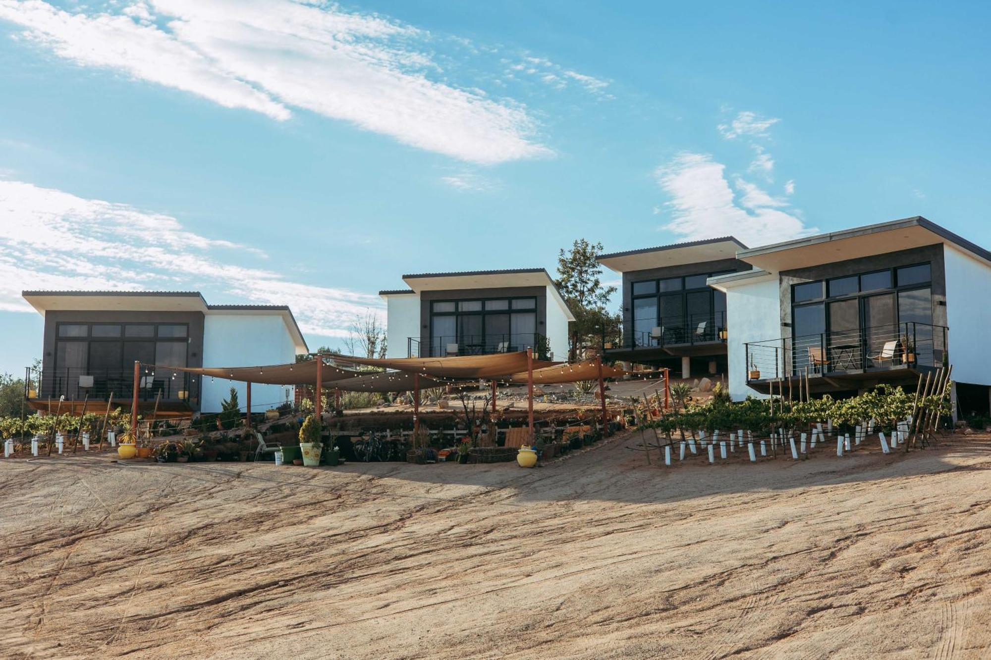 Vl Uno Bed and Breakfast Ensenada Exteriör bild