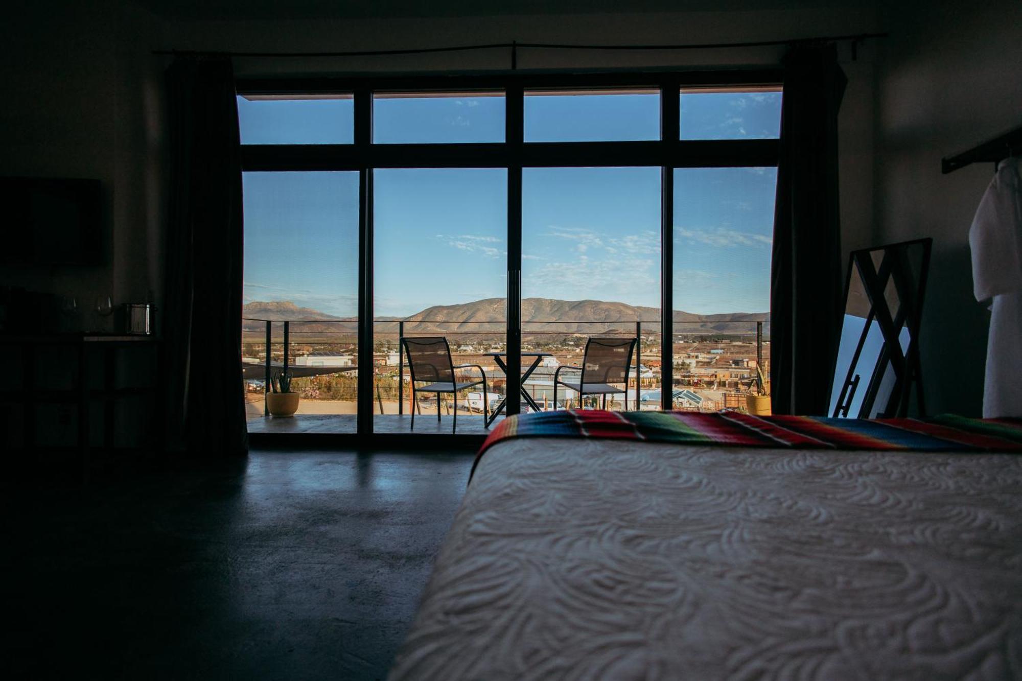 Vl Uno Bed and Breakfast Ensenada Exteriör bild